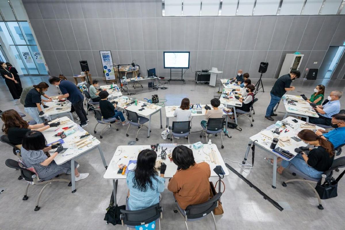 Featured image for SkillsFuture—quality microcredentials